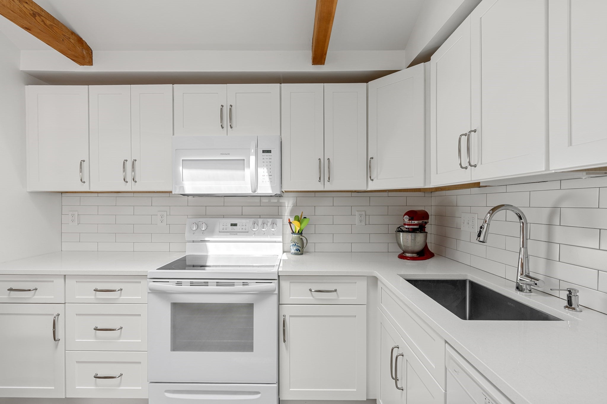 248 Poponessett Rd, Barnstable, MA, 248 Poponessett Rd, Barnstable, MA Photo #10