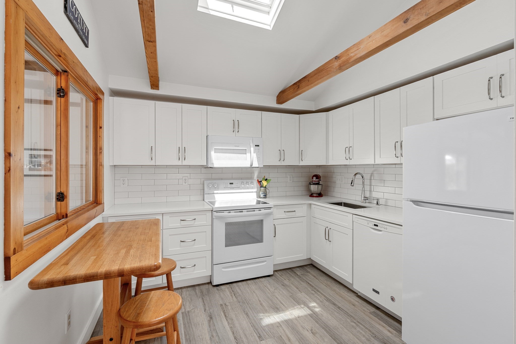 248 Poponessett Rd, Barnstable, MA, 248 Poponessett Rd, Barnstable, MA Photo #9