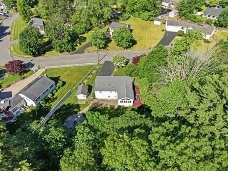 115 Arrowhead Dr