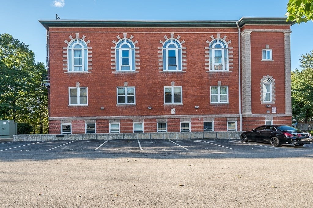 32 Providence St #8, Worcester, MA Photo #26