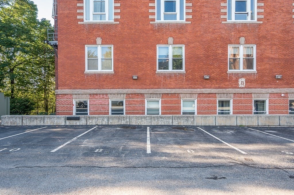 32 Providence St #8, Worcester, MA Photo #25