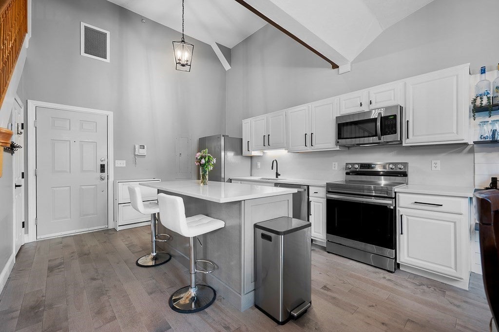 32 Providence St #8, Worcester, MA Photo #3