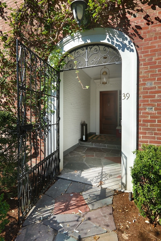 39 Worthington Rd