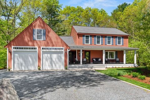 12 Bird Rd Mansfield MA 02048