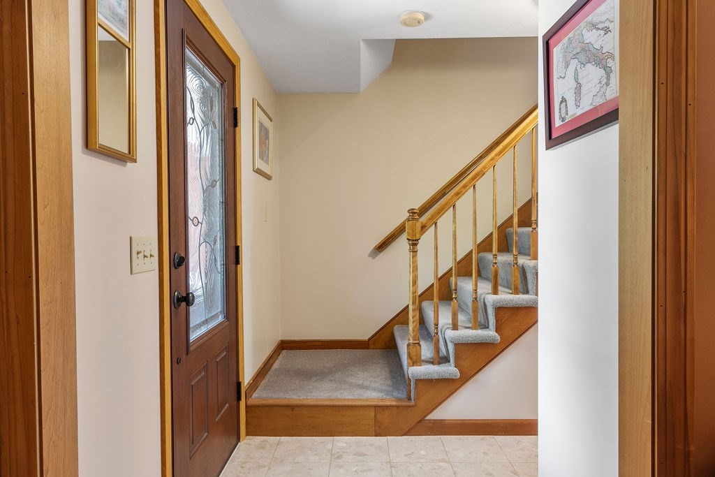 12 Bird Rd