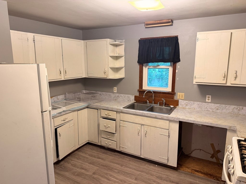 16 Assonet Blvd, Freetown, MA, 16 Assonet Blvd, Freetown, MA Photo #11