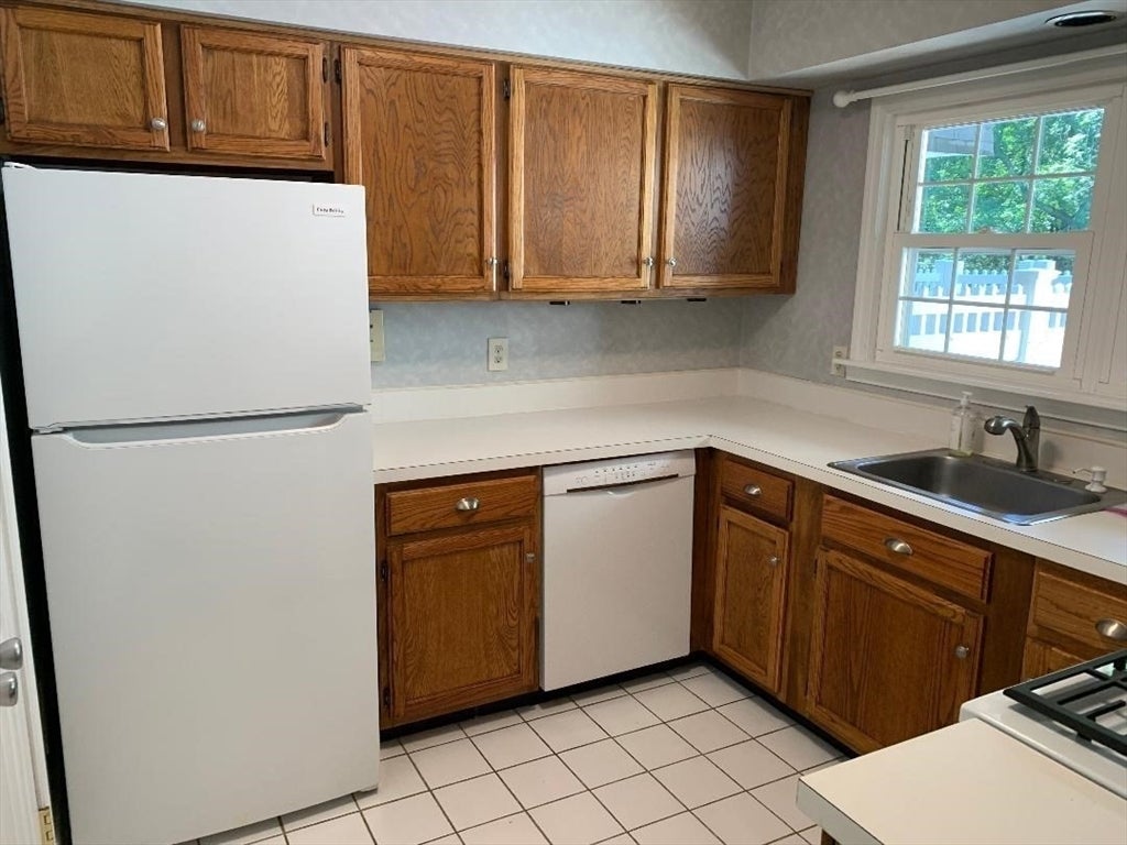 906 Edgebrook Drive #906, Boylston, MA, 906 Edgebrook Drive #906, Boylston, MA Photo #3