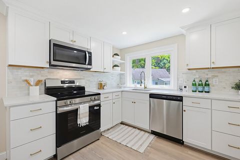 Photo of 200 Weston St, Waltham, MA 02453 (MLS # 73522274)