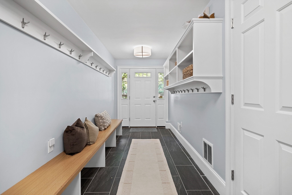 193 Lamartine St 4