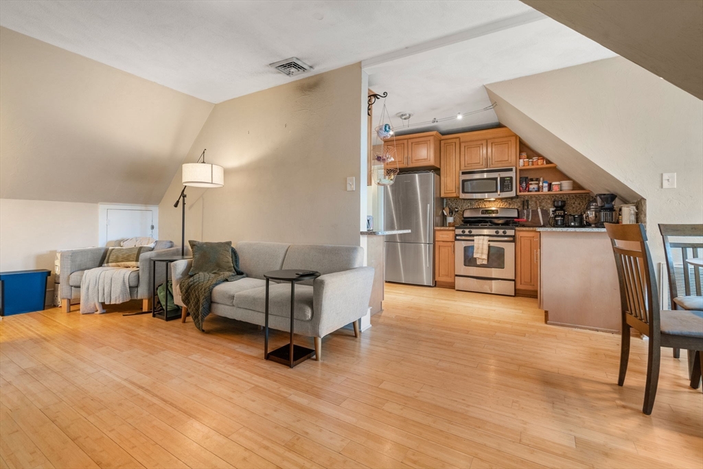 58 Oliver Street 3