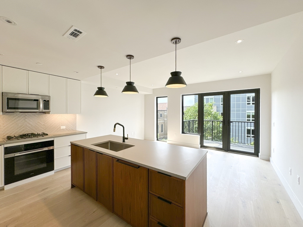 1 Nevins Hill Way 507