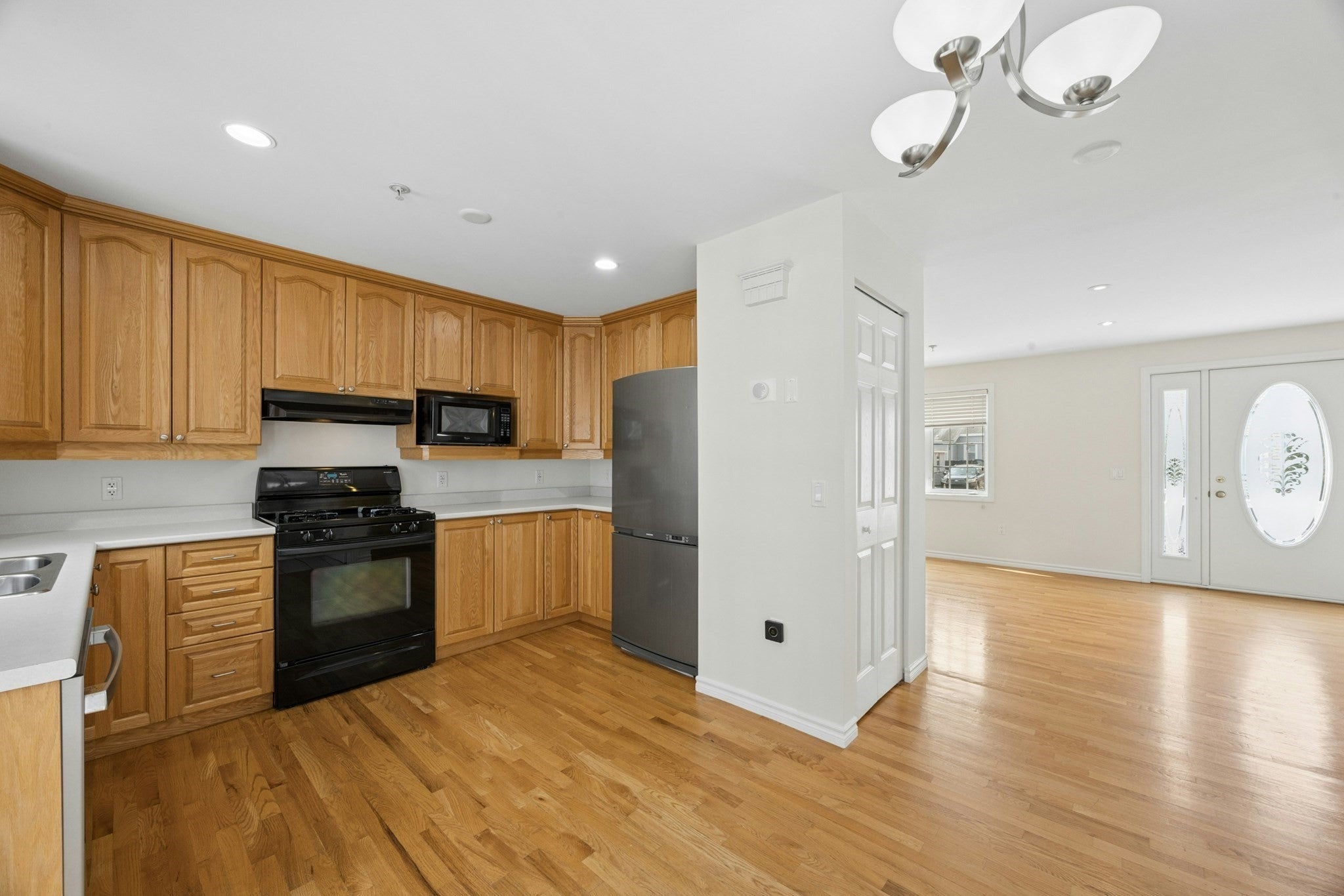 40 Myrtle Street #3, Waltham, MA, 40 Myrtle Street #3, Waltham, MA Photo #5