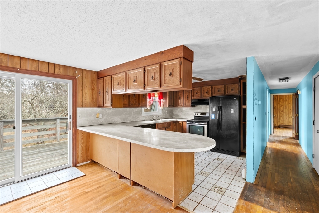 1460 Massasoit Rd