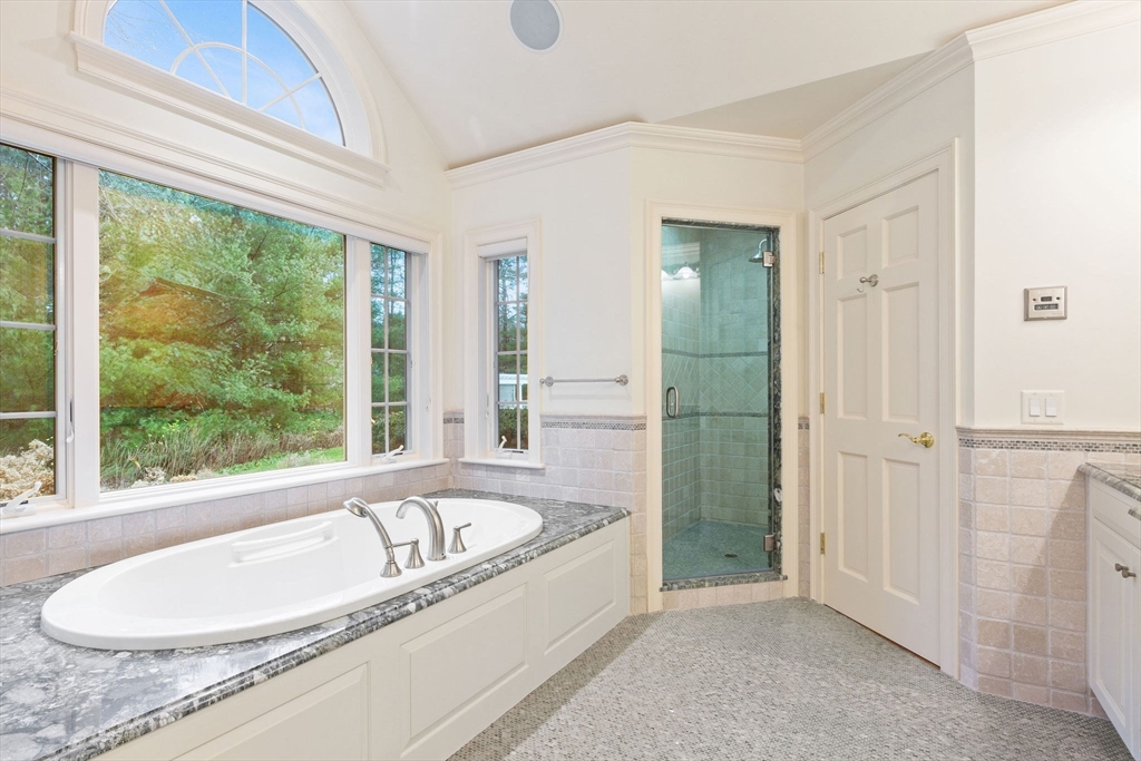 Barnstable, Massachusetts 02648, United States, 4 Bedrooms Bedrooms, ,5 BathroomsBathrooms,Residential,Active,110359