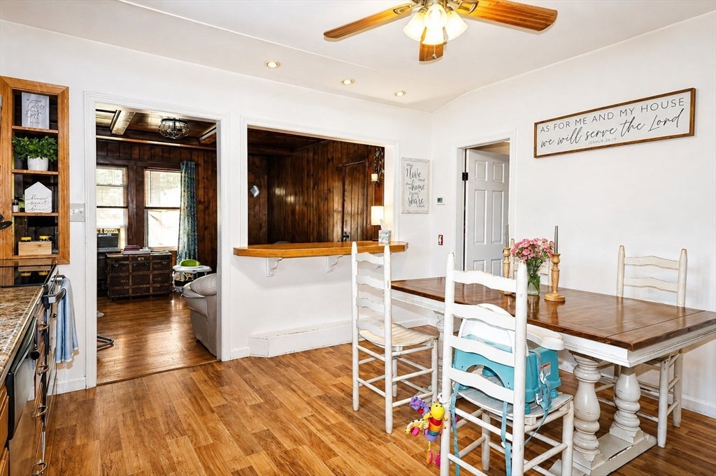 114 Witheridge St, Agawam, MA Photo #4