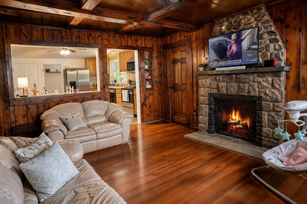114 Witheridge St, Agawam, MA Photo #5