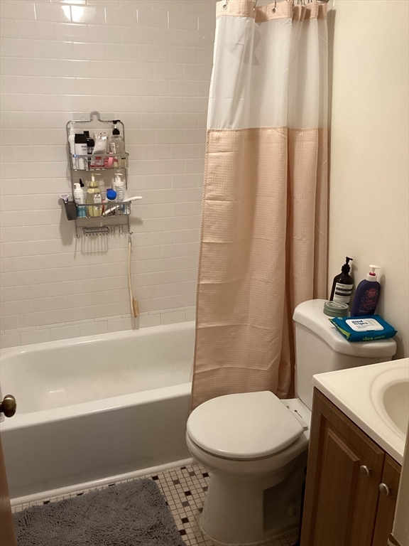 2130 Massachusetts Ave 2D