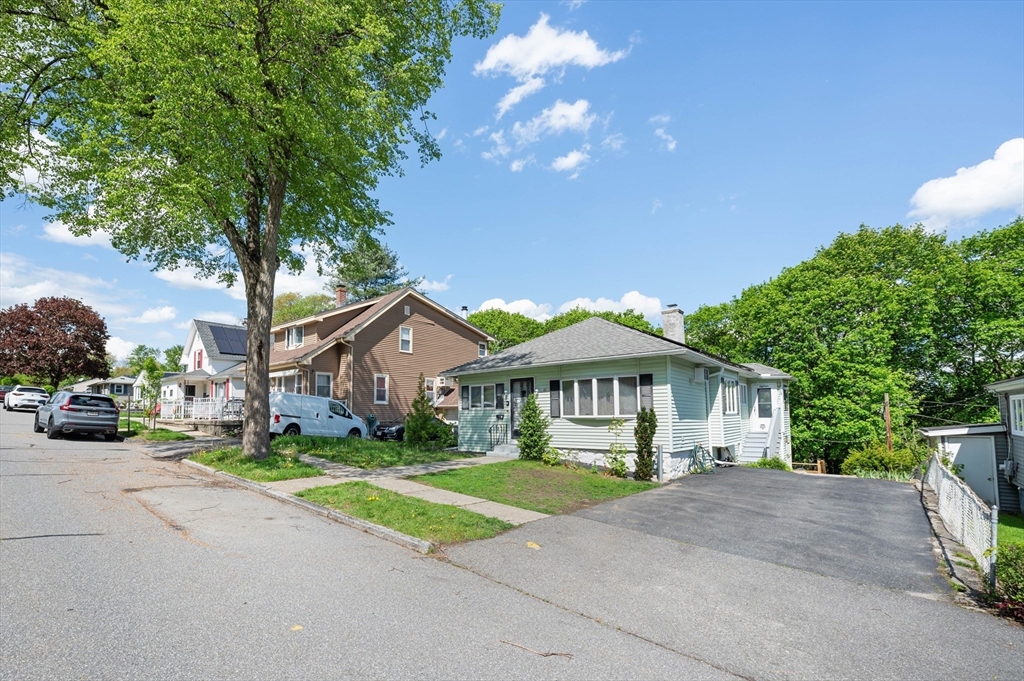 18 Gordon St
