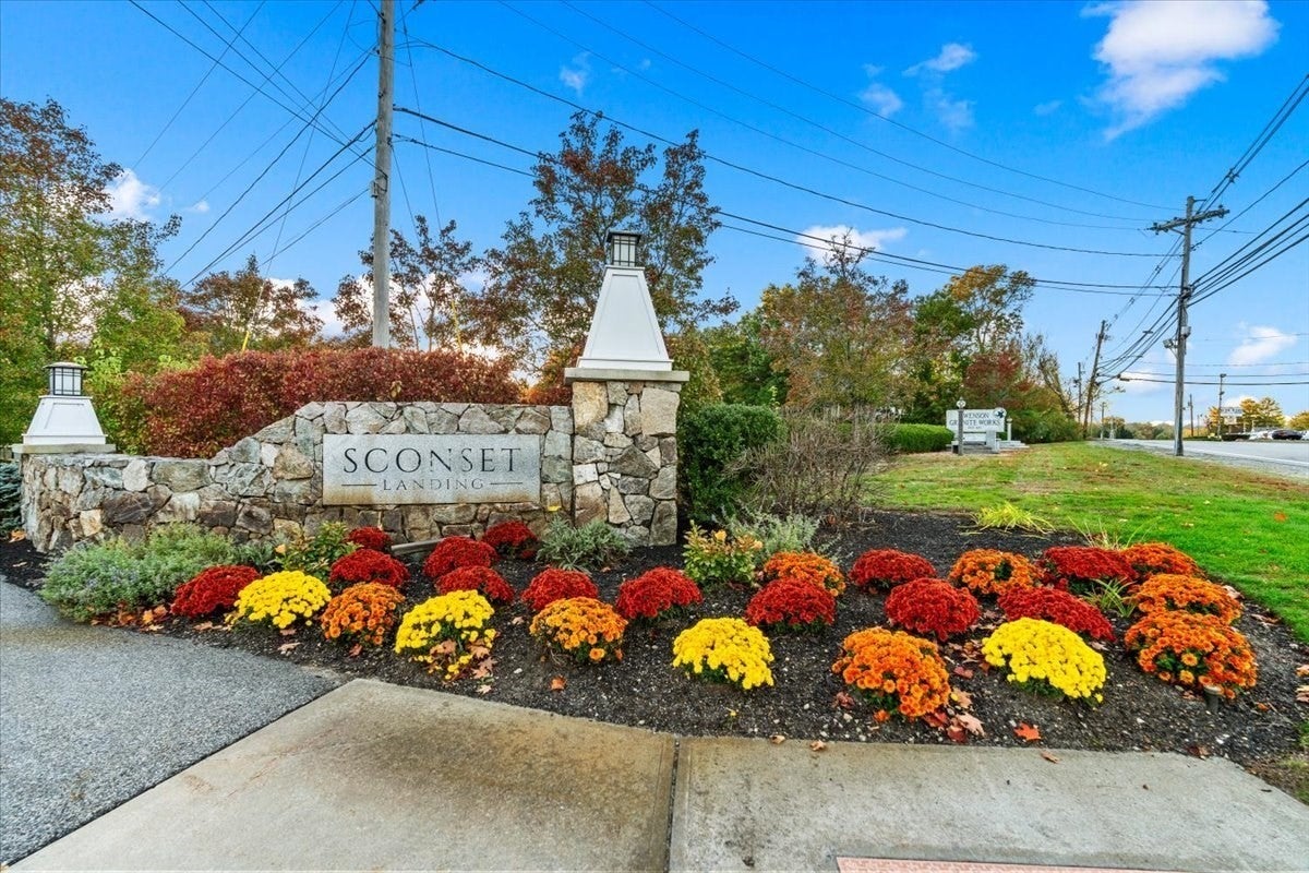 4 Longwood Ln #302, Hanover, MA, 4 Longwood Ln #302, Hanover, MA Photo #1