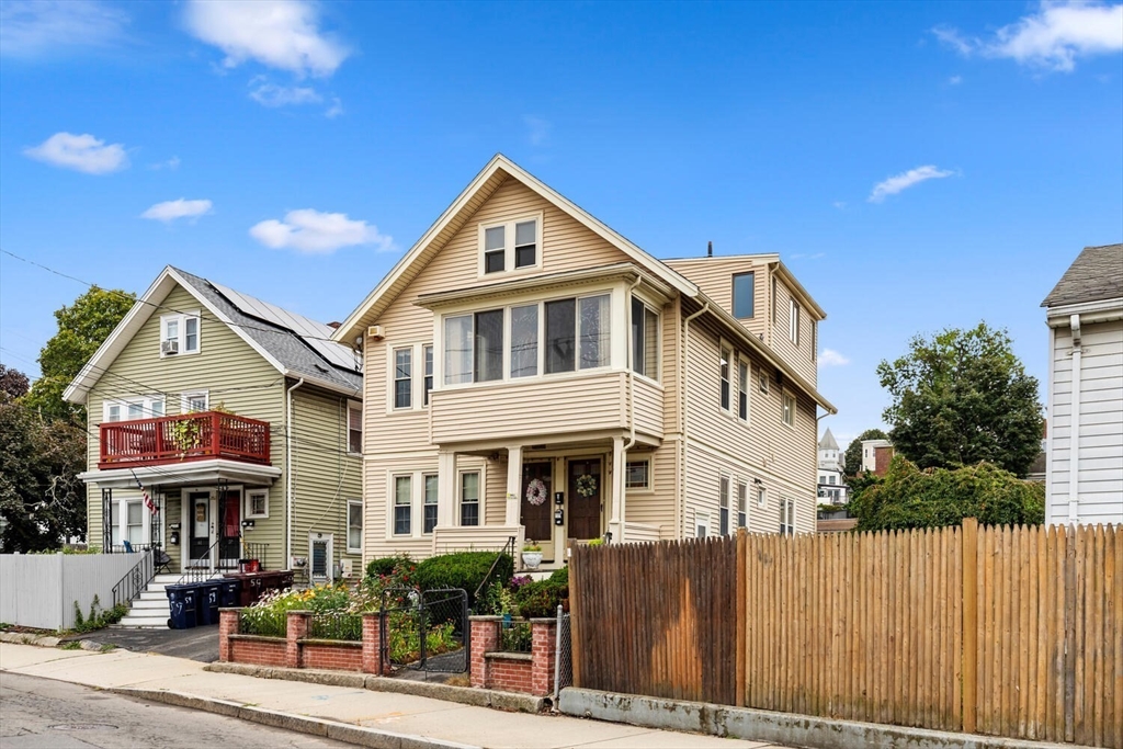 55 Shute St