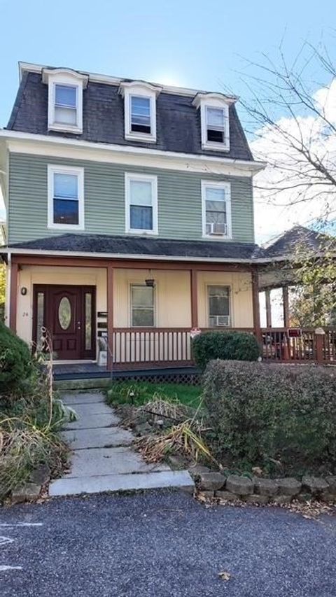 Photo of 24 Catharine St, Worcester, MA 01605 (MLS # 73448893)