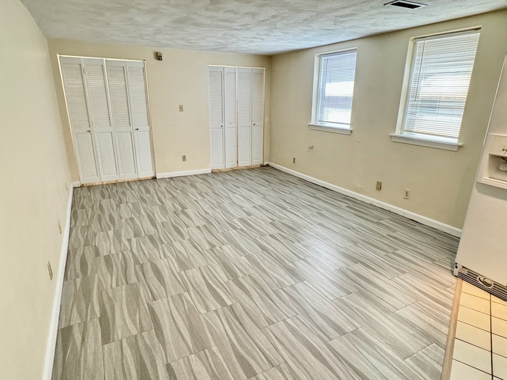 88 Gordon St 101