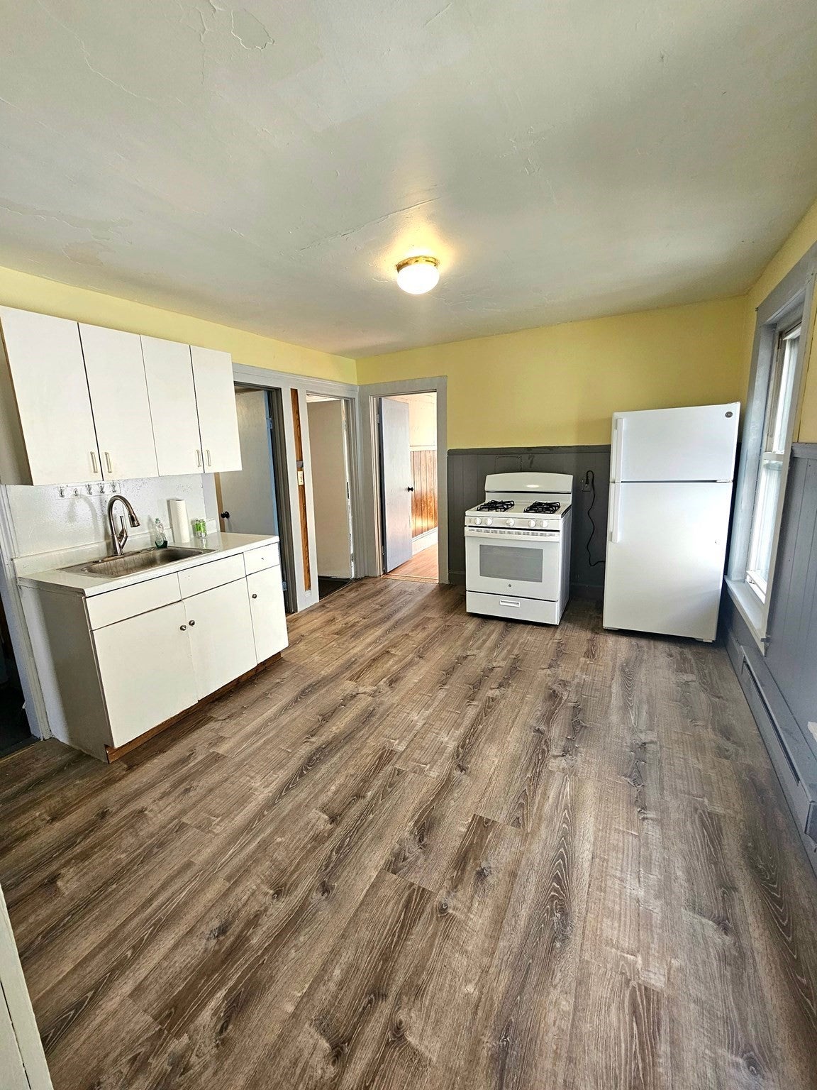 Click for 116 Walker ST #2, Lowell, MA slideshow Click for 116 Walker ST #2, Lowell, MA slideshow