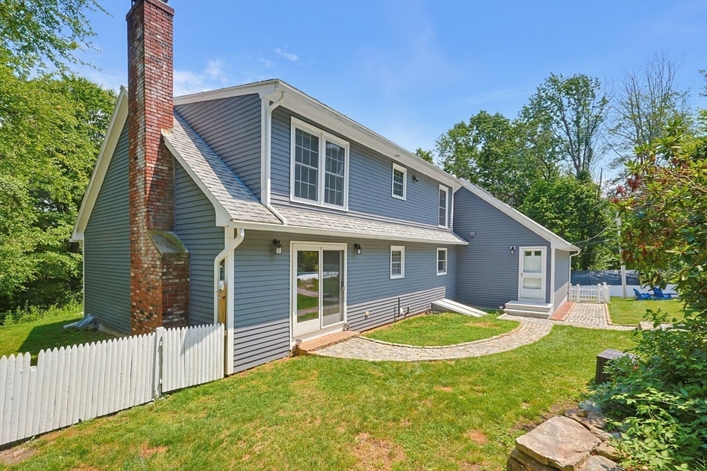 316 W Sutton Rd