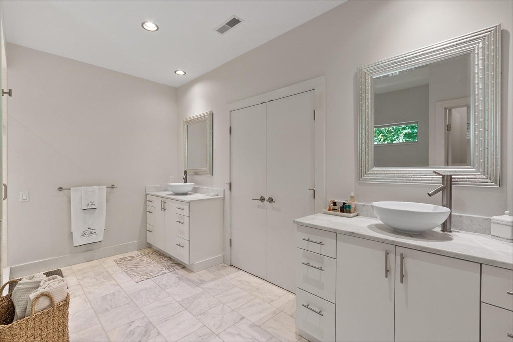 127 Boxwood Lane, Dover, NH, 127 Boxwood Lane, Dover, NH Photo #23