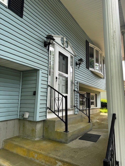 18 Ash Street