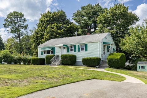 Photo of 31 Anna Rd, Woburn, MA 01801 (MLS # 73568724)