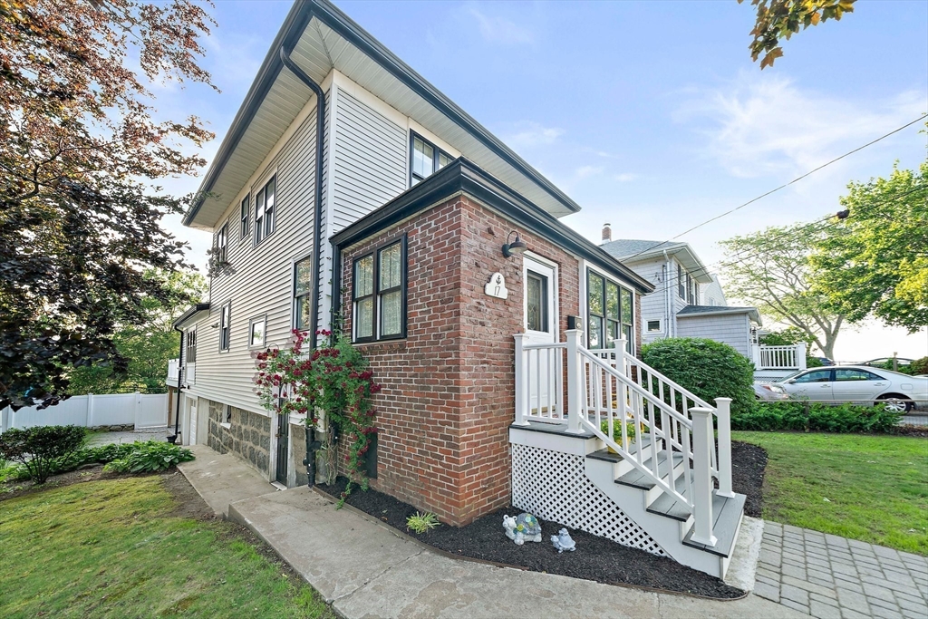 17 Plover Road