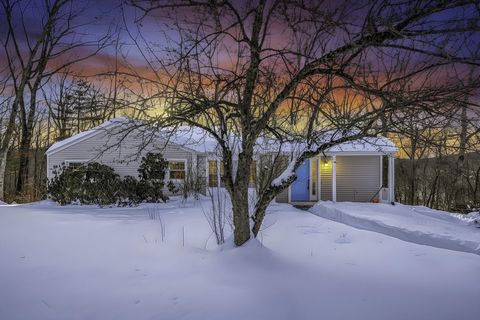 Photo of 37 Oneil Dr, Westborough, MA 01581 (MLS # 73472617)