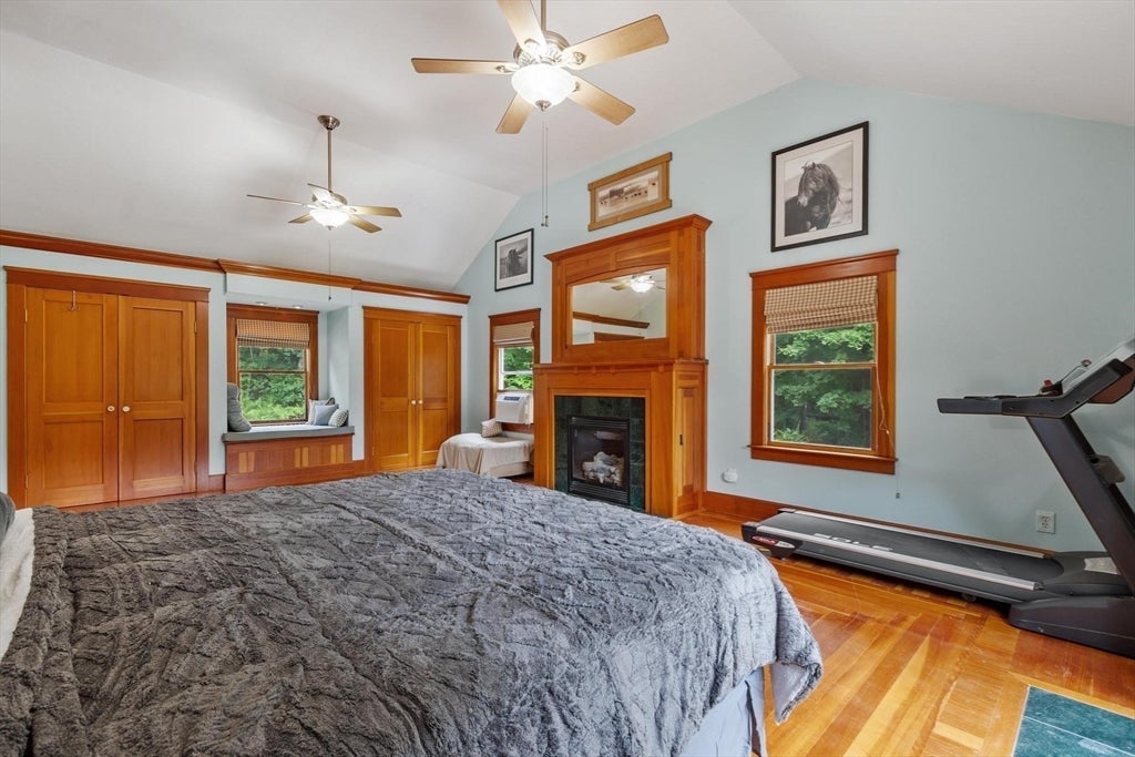 16-18 Curboy Rd, Sturbridge, MA Photo #27