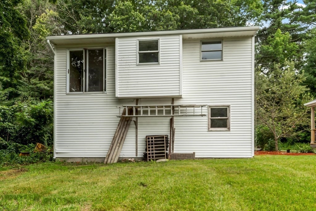 16-18 Curboy Rd, Sturbridge, MA Photo #13
