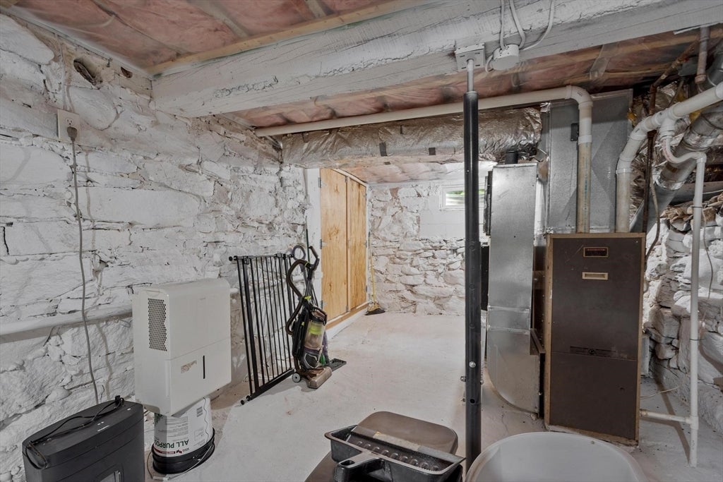 16-18 Curboy Rd, Sturbridge, MA Photo #32