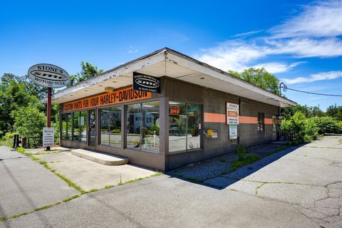 89 Main St Northborough MA 01532