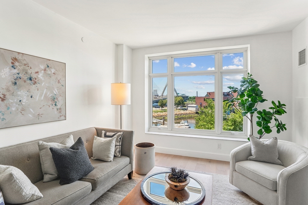 100 Lovejoy Wharf 4J