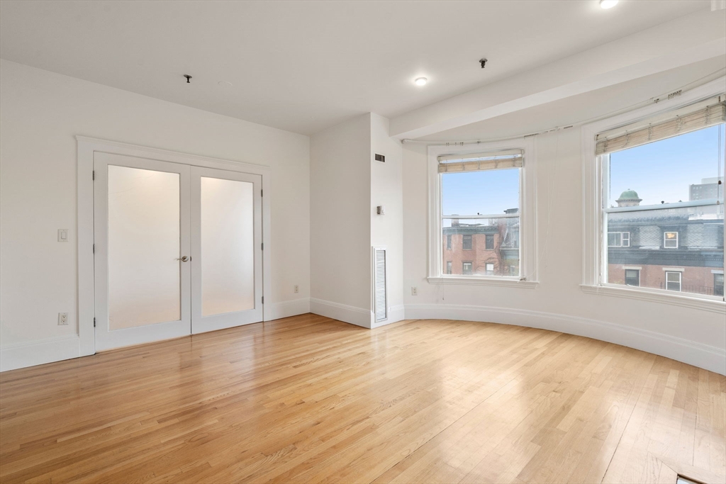 492 Massachusetts Ave 53