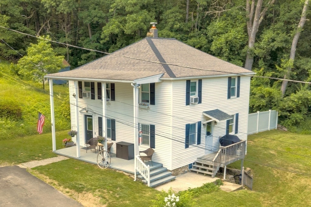 6 Belanger Ave