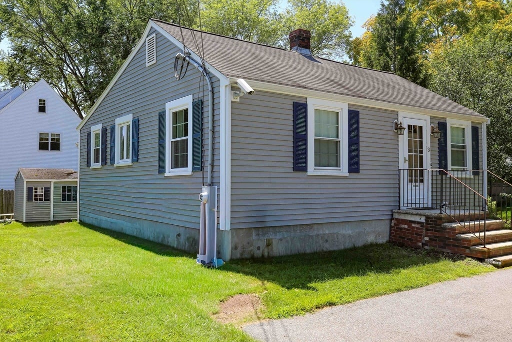 3 Fairview Ave