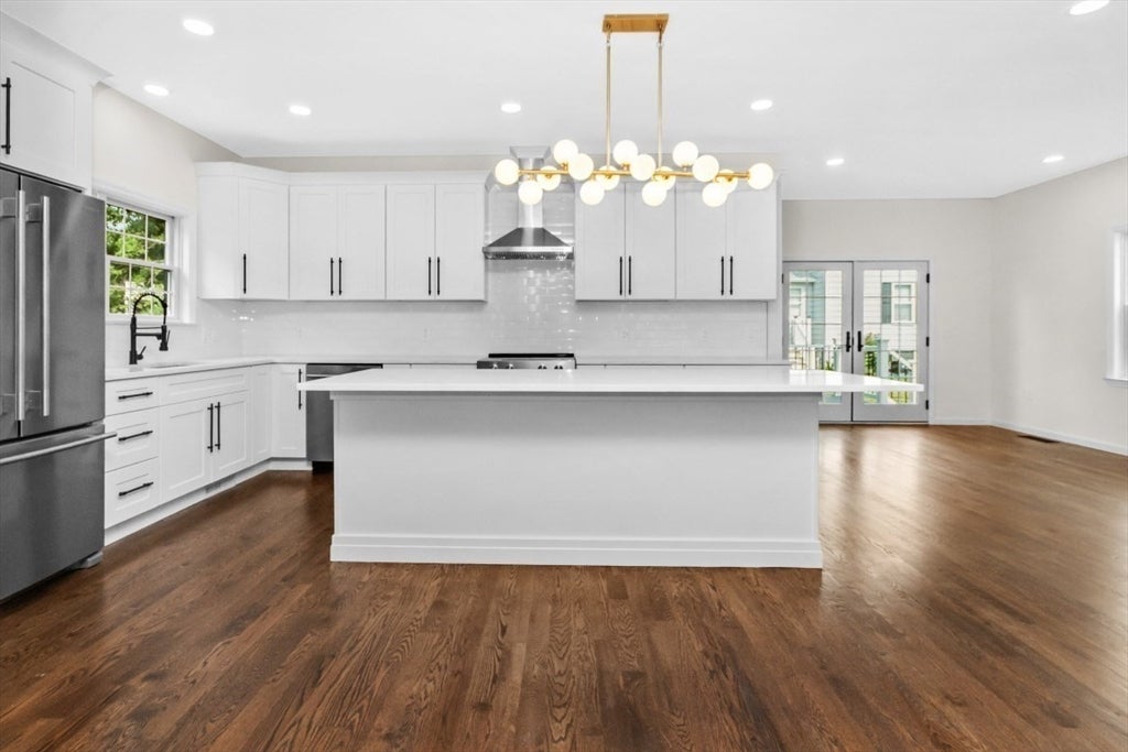 11 Kernwood Ave