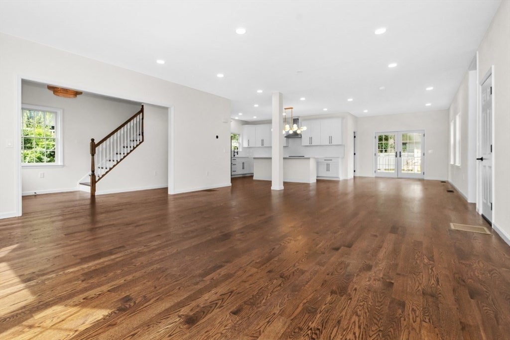 11 Kernwood Ave
