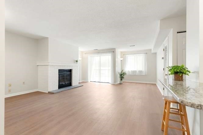666 Main ST #211, Winchester, MA, 666 Main ST #211, Winchester, MA Photo #6