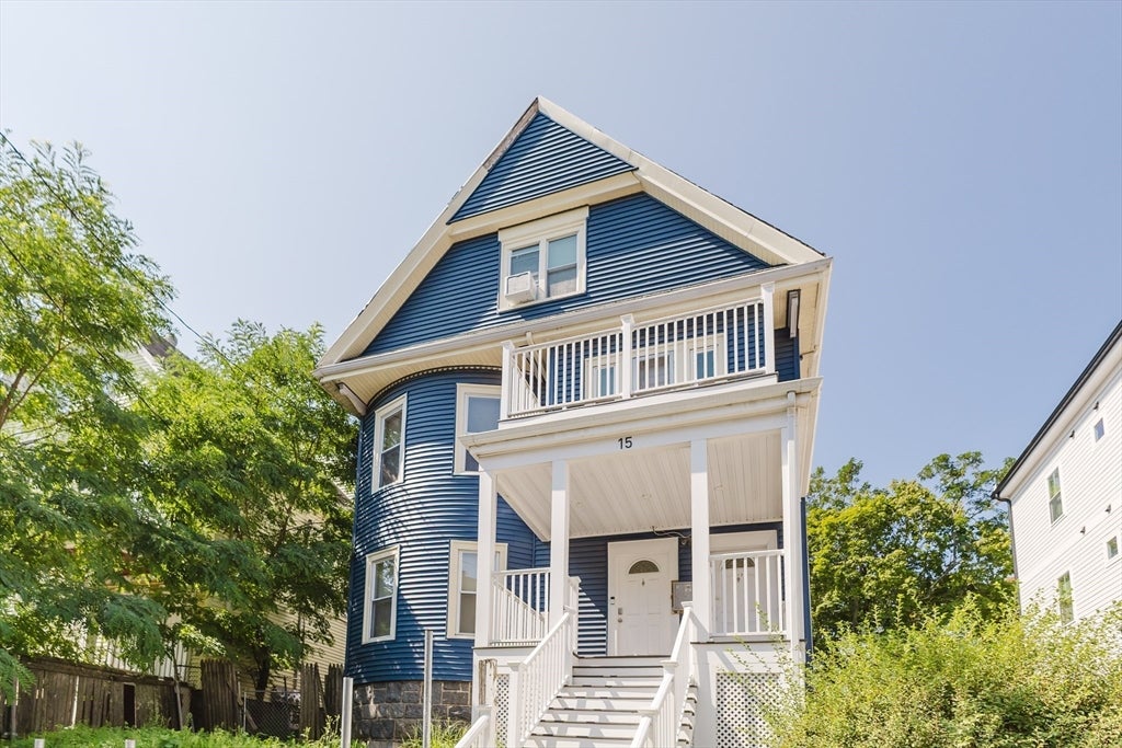 15 Mclellan St