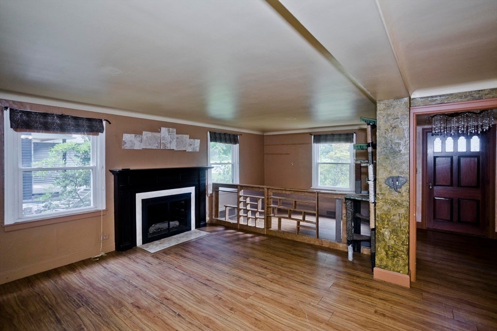 95 Craiwell Ave, West Springfield, MA, 95 Craiwell Ave, West Springfield, MA Photo #9
