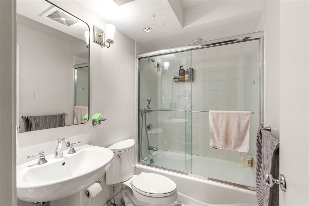 165 Tremont St #401, Boston, MA Photo #17