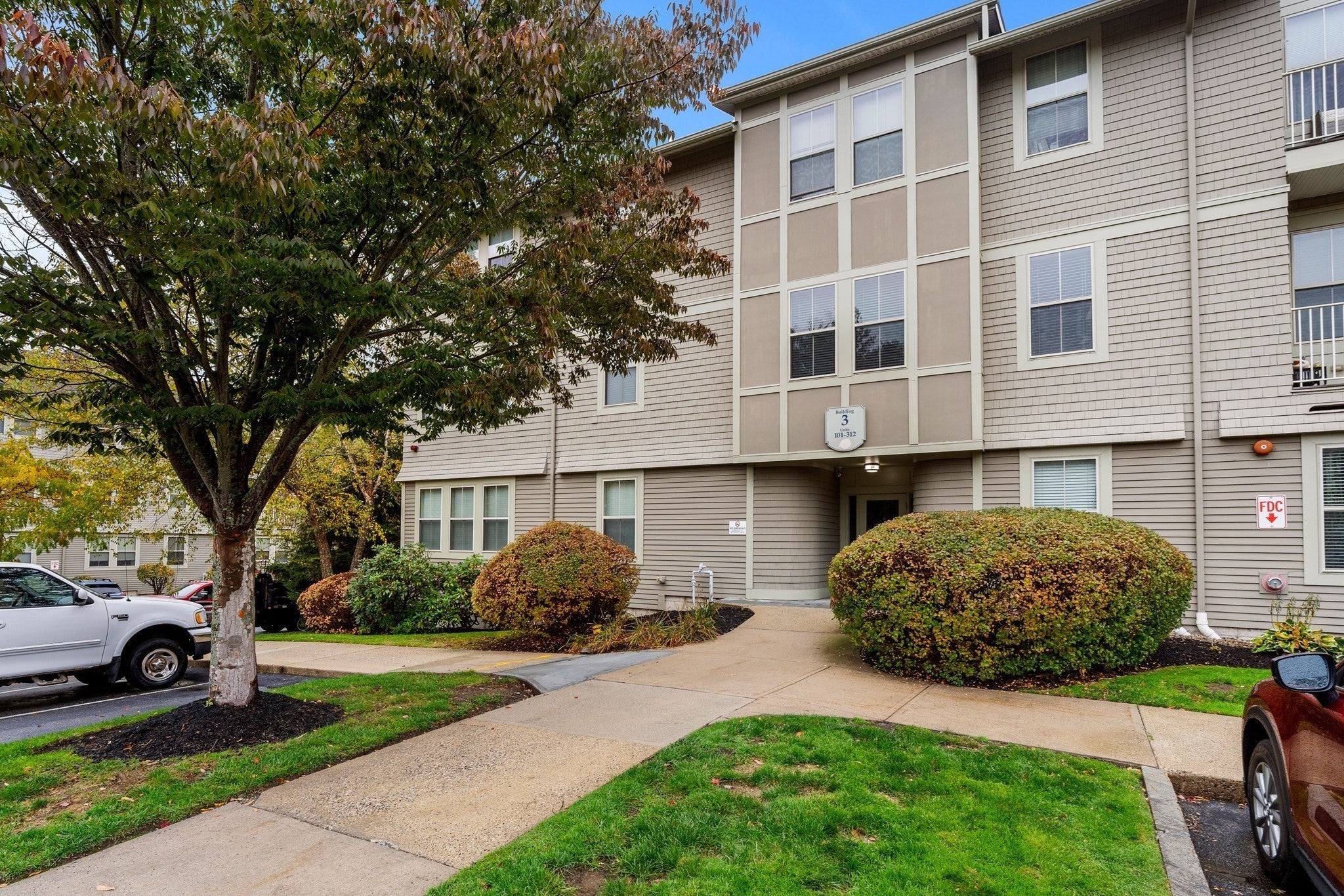 3 Harvest Dr #305, North Andover, MA, 3 Harvest Dr #305, North Andover, MA Photo #4