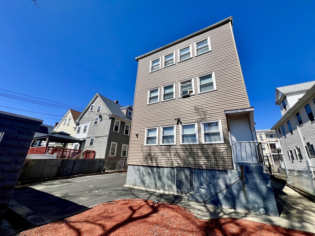 40 Barry Street