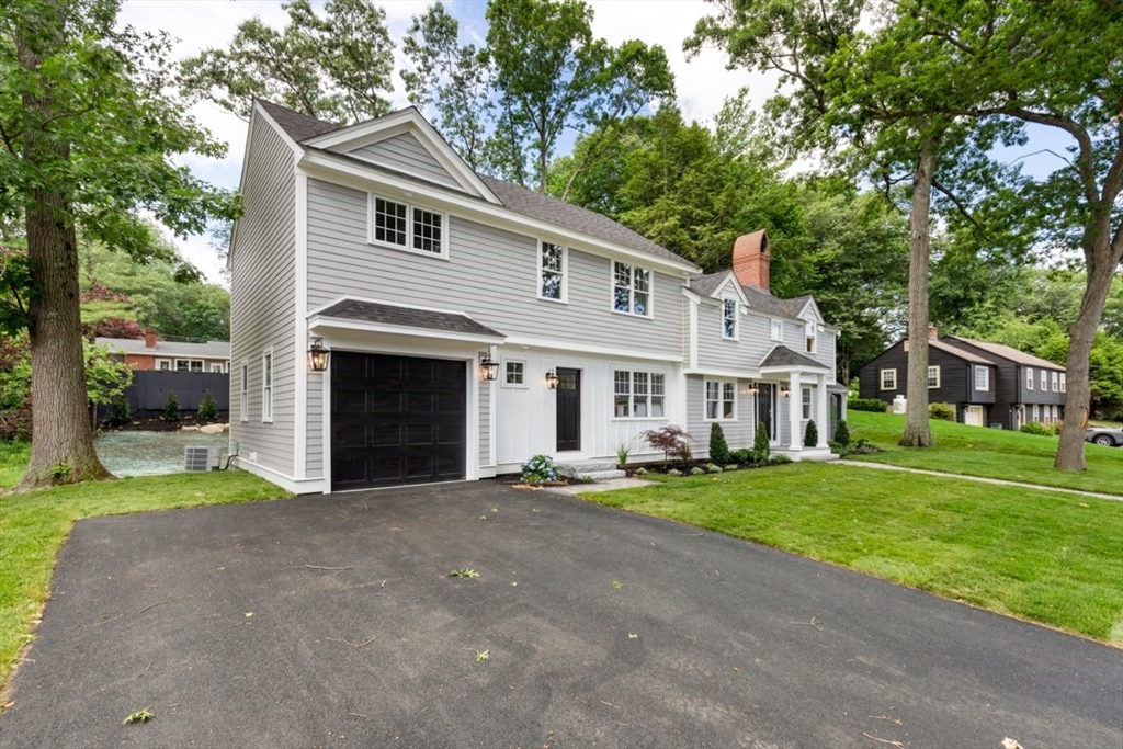6 Longbow Rd